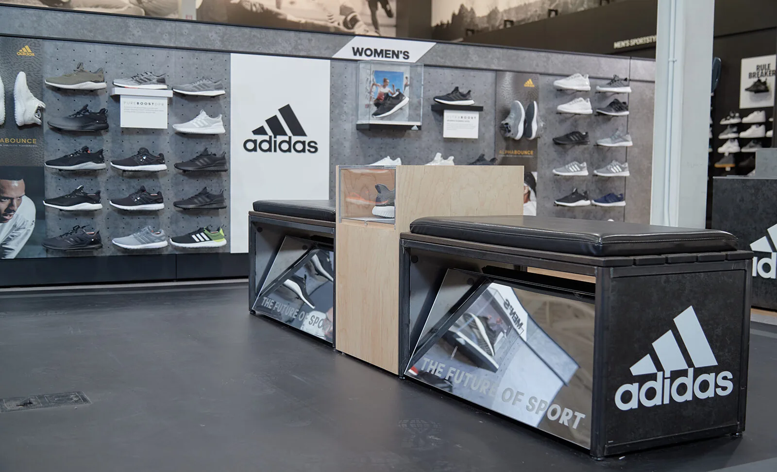 Adidas — Custom Retail Display